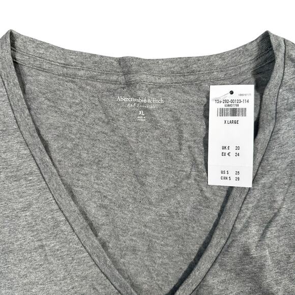 Abercrombie and Fitch Women's A&F Essentials Grey V Neck T Shirt Size XL - Picture 4 of 5